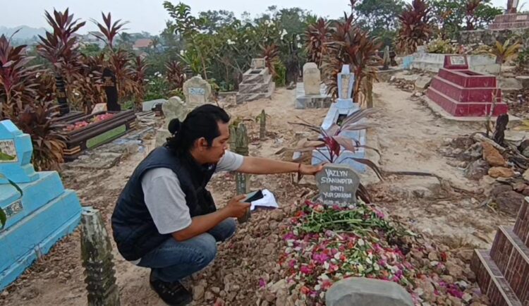 Kabut Asap Mengurung Palaran, Nestapa Kehilangan Sedalam Makam Yazlyn